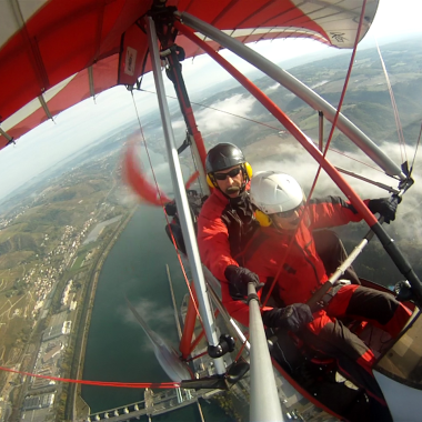 © Fly in the Sky: Einführung und Ausbildung in Ultraleichtflugzeugen - <em>Fly In The Sky</em>