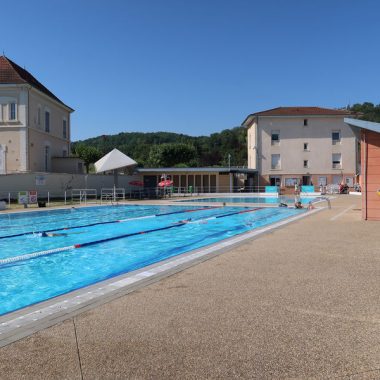 © Piscine d' Eyzin-Pinet - <em>Vienne Condrieu Agglomération</em>